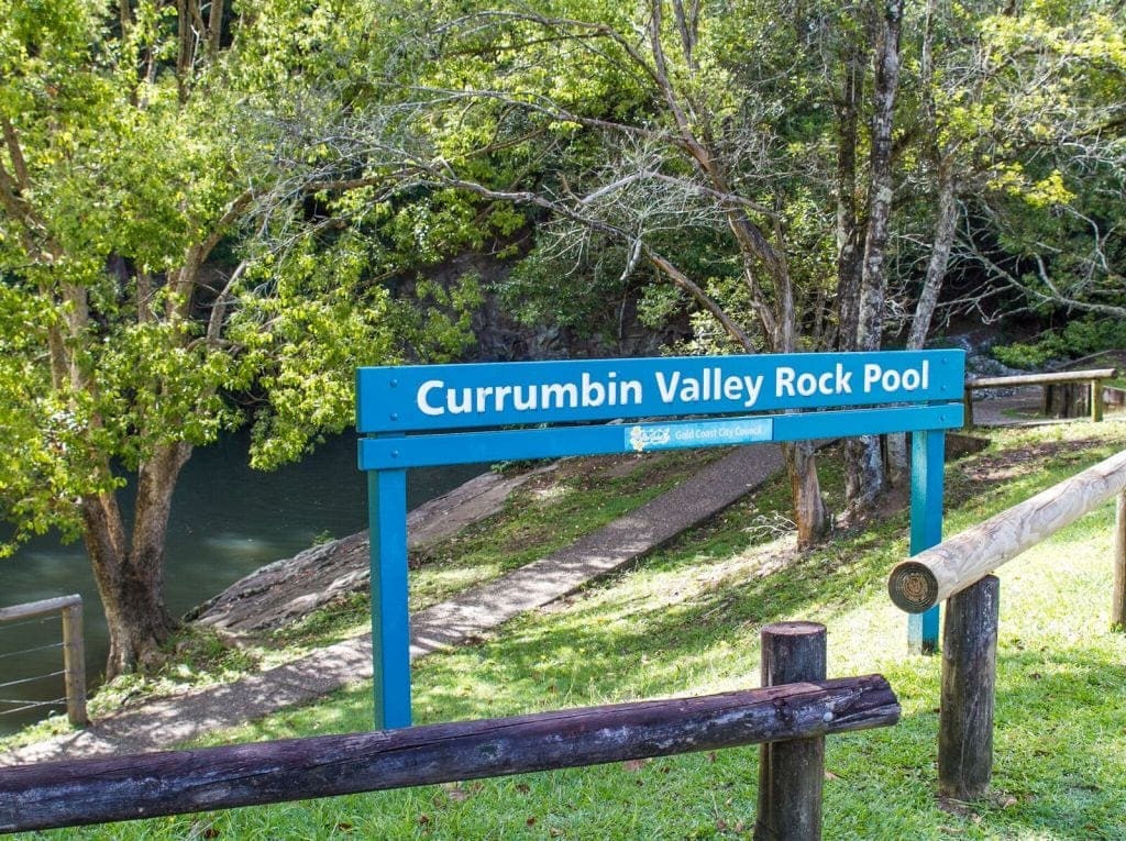 currumbin rock pools swimming gold coast fun