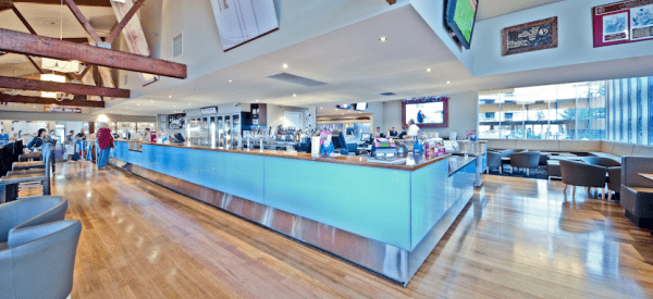 Family Friendly Surf Clubs on the Gold COast BMD Northcliffe picture of bar inside club