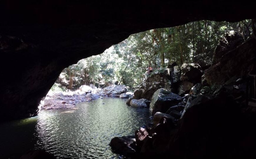 Natural Bridge gold coast 2