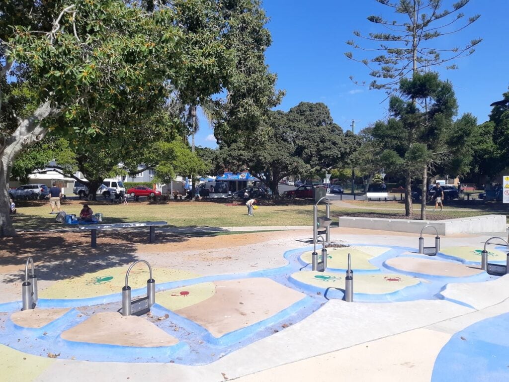 Wynnum Wading Pool Park & Playground is a Splashing Good Time!