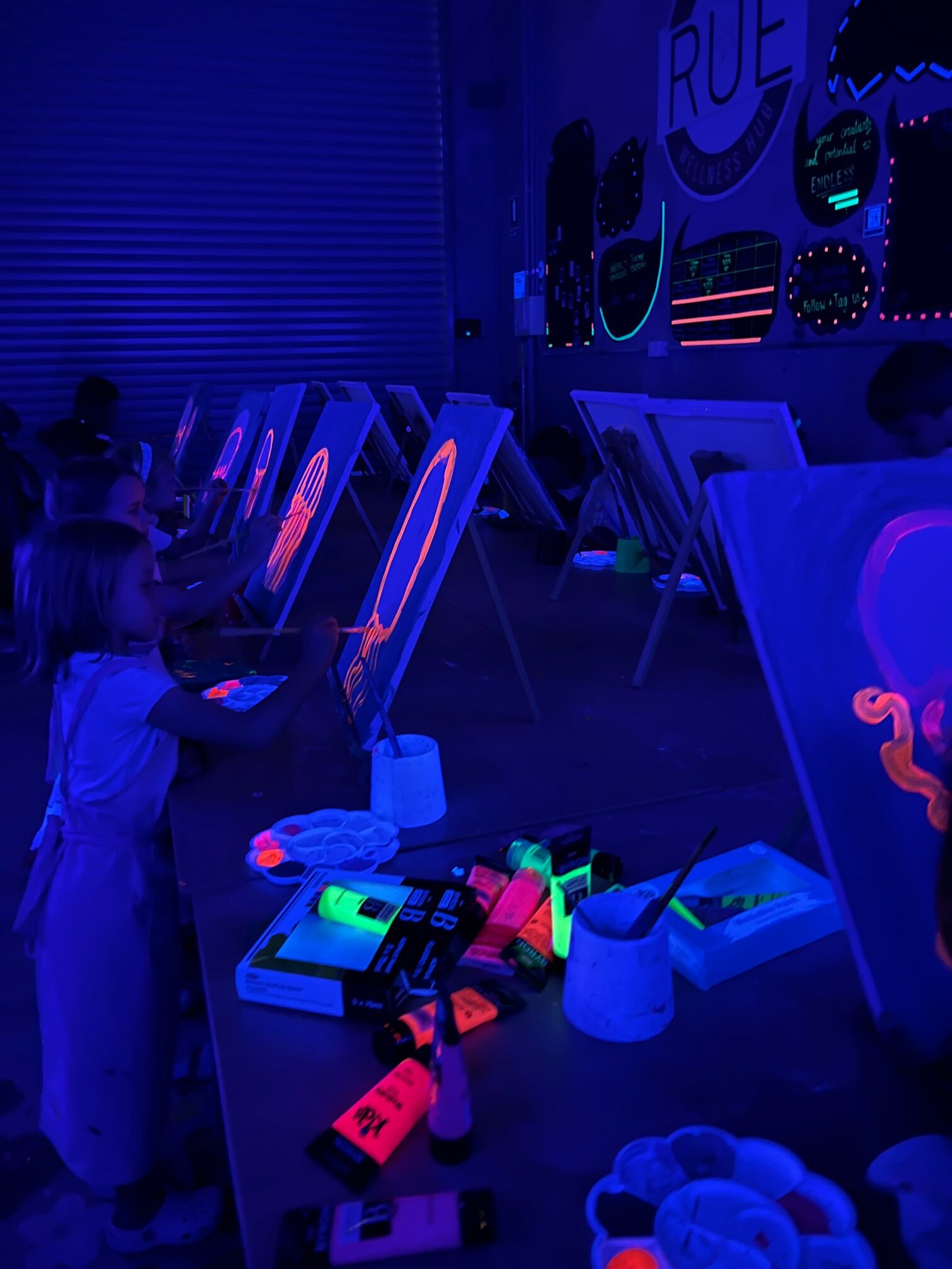 Glow in the Dark Painting Tween Empowerment School Holiday Workshop