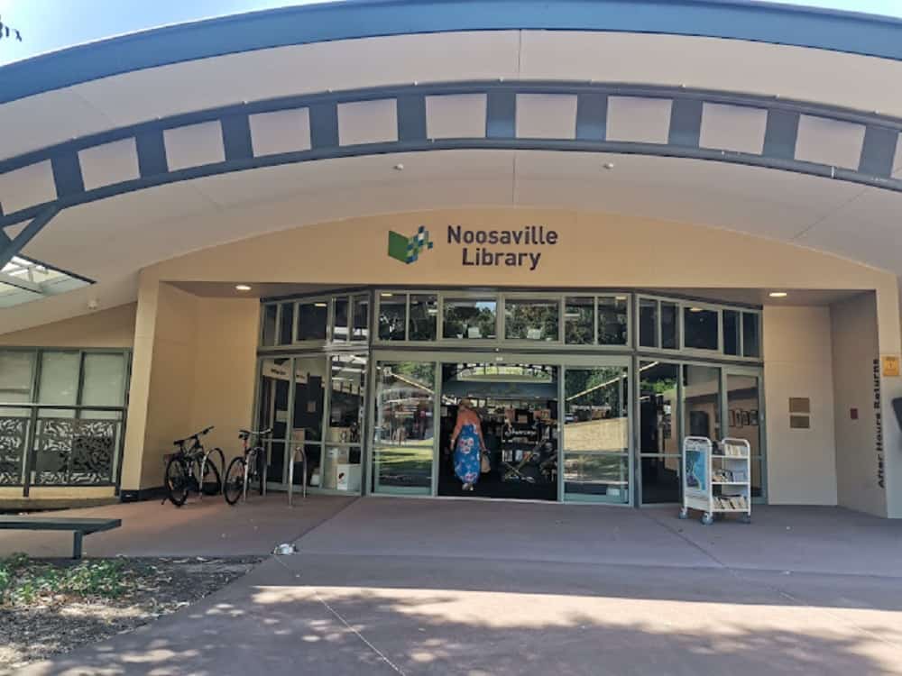 Things to do in Noosa on a Rainy Day, Noosaville Library