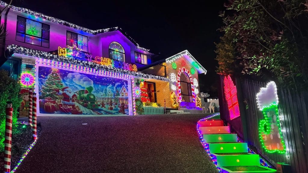 9 Hillside Crescent, Edens Landing -Christmas lights 2025