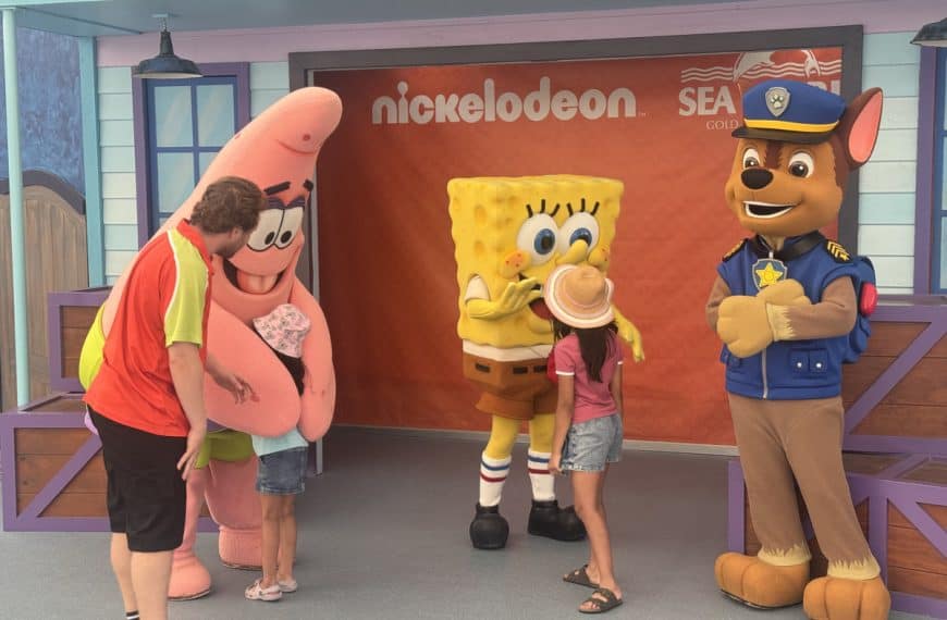 Kids meeting SpongeBob SquarePants, Patrick Star and Chase from PAW Patrol during a family stay at Sea World Gold Coast